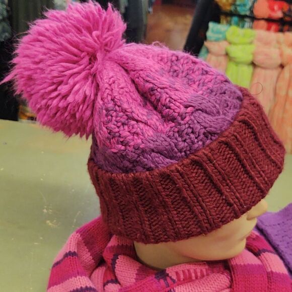 Adorable fuchsia purple and pink pom pom hat with scarf and gloves bundle - Picture 2 of 8